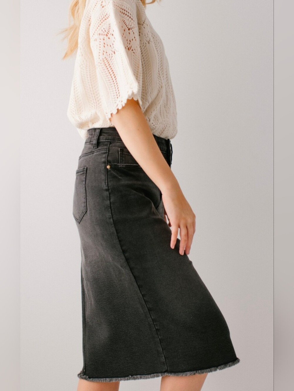THE MAIN STREET EXCHANGE Black Distressed Hem Denim Skirt